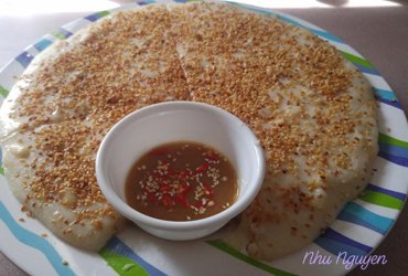 banh-duc-mien-bac-an-voi-tuong