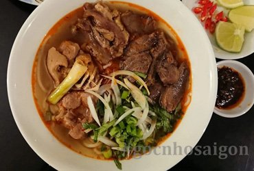 Cách nấu bún bò huế