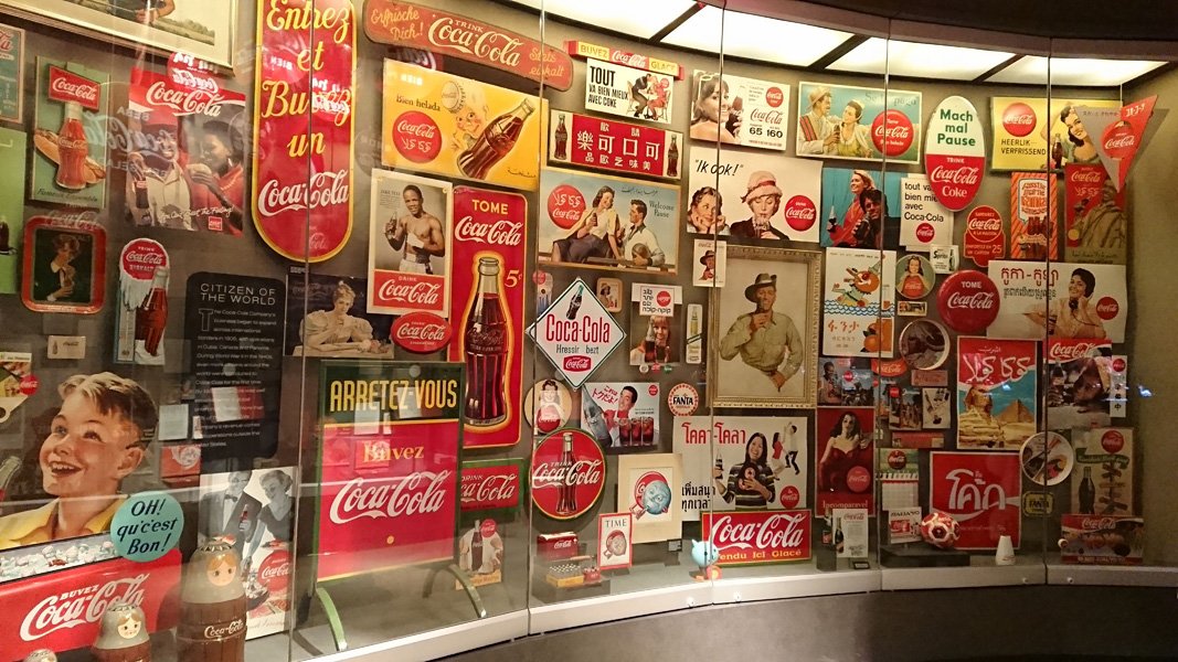 oster-coca-cola-qua-dong-thoi-gian